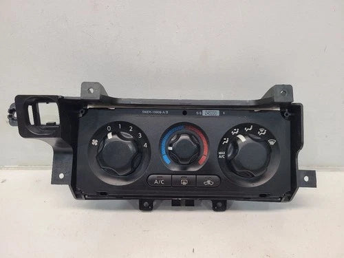 Nissan Frontier Crew Cab Manual HVAC Climate Control Unit (2005–2008) – Genuine OEM