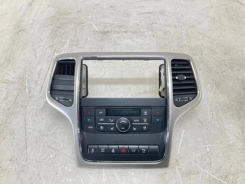 Jeep Grand Cherokee HVAC Climate Control Temperature Bezel Trim (2011–2013) – Genuine OEM