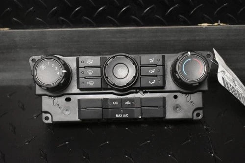 Ford Escape Front Manual Temperature A/C Heated Control (2008) – Genuine OEM