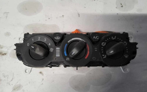 Transit 150-250 350 Front Manual HVAC Climate Control (2015–2019) – Genuine OEM