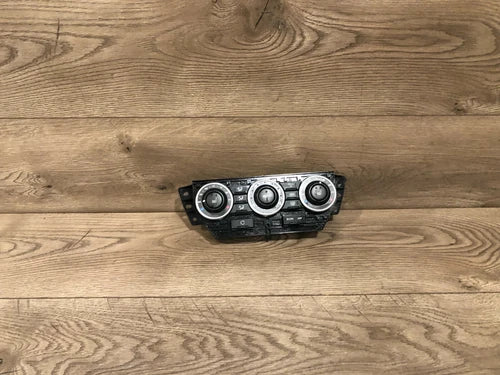 Land Rover LR2 Front Temperature A/C Climate Control Heater Switch (2008–2010) – Genuine OEM