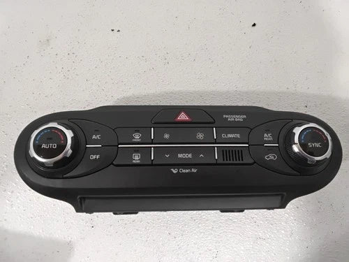 Kia Sorento HVAC Climate Control Unit (2017) – Genuine OEM