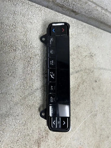 Dodge PROMAST25 Front Automatic Temperature Controller (2022) – Genuine OEM
