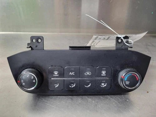 Kia Sportage A/C MANUAL temperature control (2014–2016) – Genuine OEM