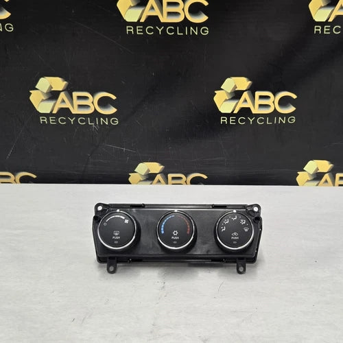 Dodge Nitro Front Dash Climate Control Assembly (2007) – Genuine OEM