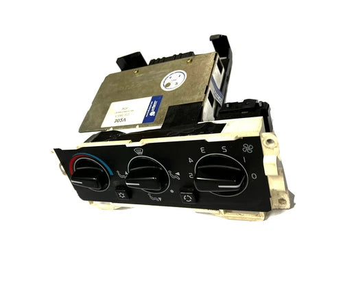 Volvo 940 A/C Climate Control UNIT 3522217, W213K (1993–1995) – Genuine OEM