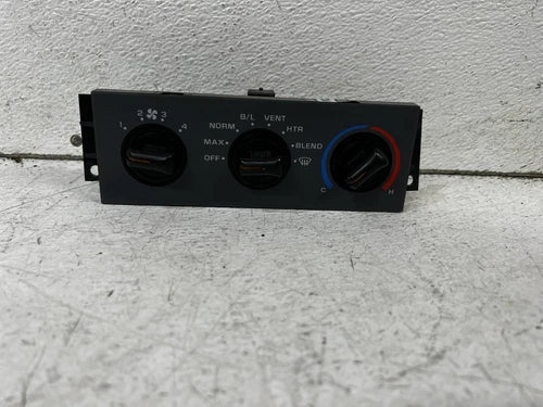 Chverolet Beretta cilmate heat temperature unit control panel (1991–1996) – Genuine OEM
