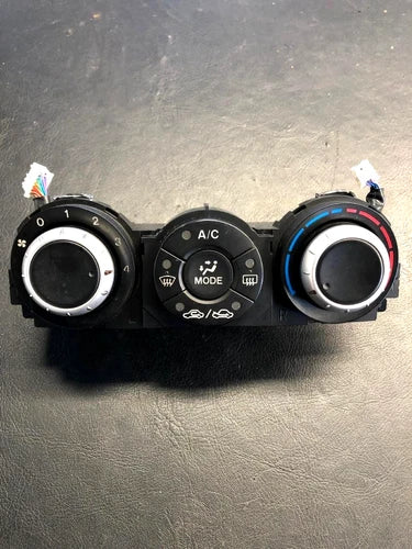 Mazda RX-8 w/o Shinka option HVAC Climate Control (2004–2005) – HVAC Replacement Part