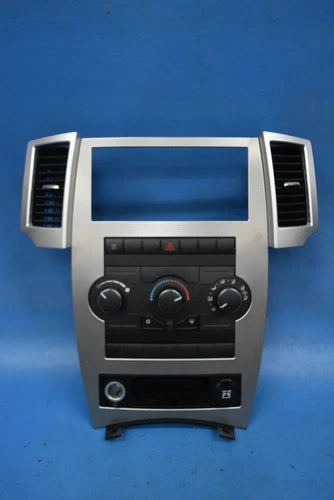 Jeep Grand Cherokee Climate Control Radio Bezel Hac (2008–2010) – Genuine OEM