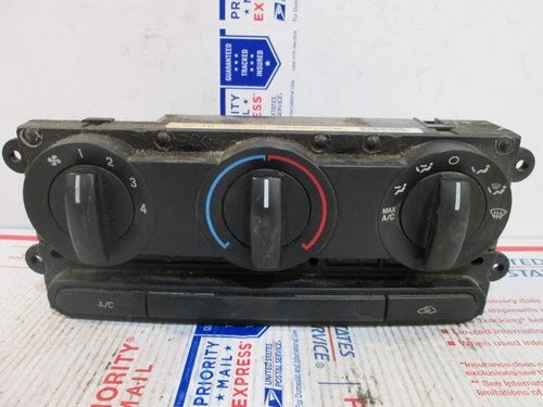 Ford F-150 5.4L HVAC Climate Control Temperature Fan Rear Defroster (2005) – HVAC Replacement Part | Ref SKU-5157