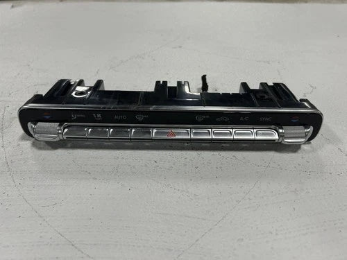 Mercedes-Benz GLB250 Front Automatic Temperature Controller (2020) – Genuine OEM