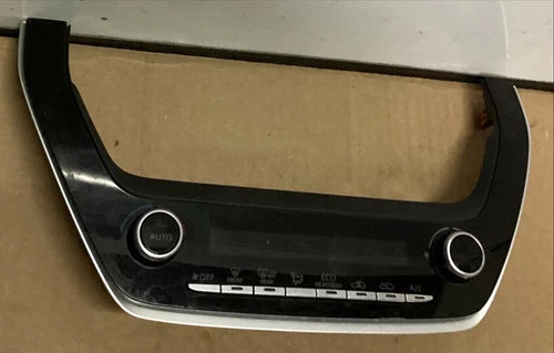 Toyota COROLLA HVAC Climate Control 55900-02d50 (2020–2023) – Genuine OEM