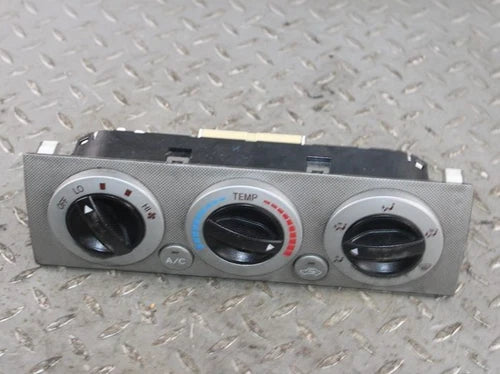 Toyota Tacoma SR5 A/C Heater Manual Climate Control (2005–2011) – Genuine OEM