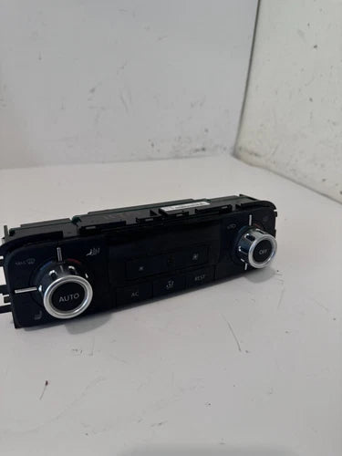 Volkswagen TOUAREG FRONT A/C Climate Control (2011) – Genuine OEM