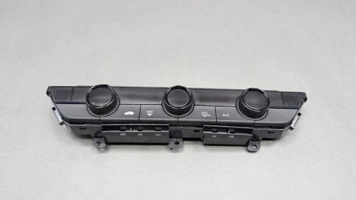 Honda HR-V Heater A/C Climate Control Panel 2023 796103W0A111M1 – Genuine OEM