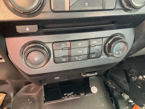 Ford F-250SD F-350SD A/C Heater Climate Manual Temperature Control (2017–2022) – Genuine OEM