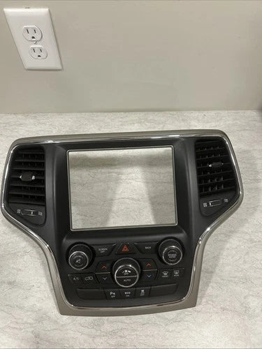 Jeep Grand Cherokee Temperature Control Radio Bezel 8.4 Screen (2014–2015) – Genuine OEM