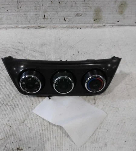Toyota RAV4 HVAC Climate Control Tested Used (2013–2018) – Genuine OEM