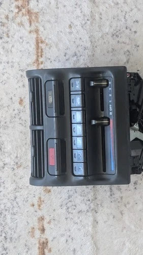 Acura Integra Climate Control Heat Temperature A/C Dash Vents (1994–2001) – Genuine OEM