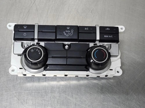 Ford F150 Dash Manual HVAC Climate Control (2013–2014) – Genuine OEM