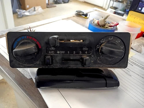 Isuzu Rodeo Passport HVAC Climate Control Sport Used. (2000–2004) – HVAC Replacement Part