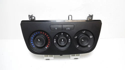 Dodge RAM ProMaster City Manual Climate HVAC Climate Control (2019–2022) – Genuine OEM