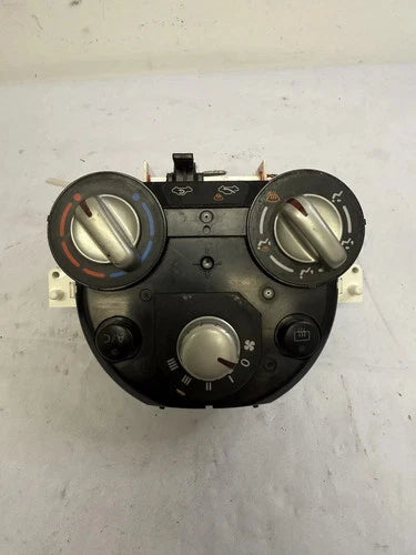 Nissan Versa HVAC Climate Control (2014) – Genuine OEM