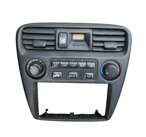 Honda Accord HVAC Climate Control (1998–2002) – Genuine OEM