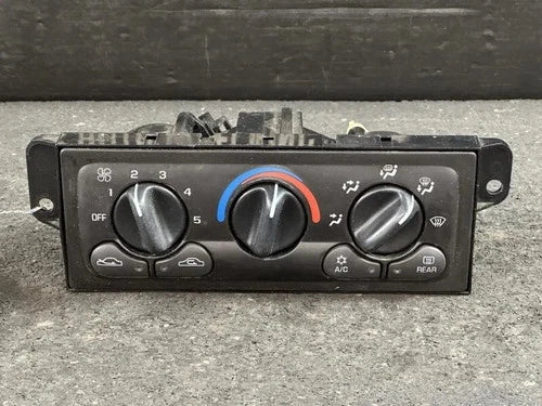 Chevrolet Malibu HVAC Climate Control (2001–2005) – Genuine OEM
