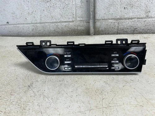 Hyundai SONATA Automatic Temperature Controller (2023) – Genuine OEM