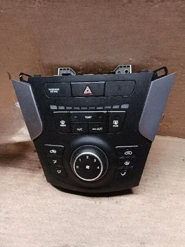 Hyundai Santa FE HVAC Climate Control Temperature Control (2013–2016) – Genuine OEM