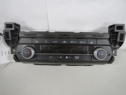 Mazda CX-9 Front Automatic HVAC Climate Control (2022–2023) – Genuine OEM