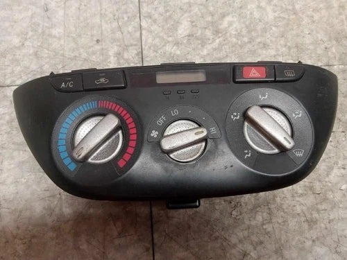 Toyota Rav4 HVAC Climate Control Assembly (2001–2003) – Genuine OEM