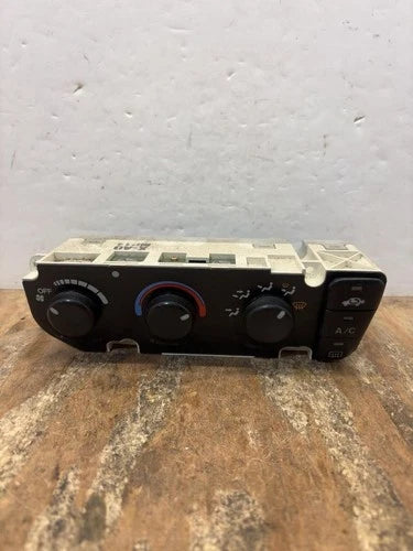 Honda CRV HVAC Climate Control (1999–2001) – Genuine OEM