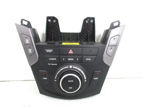 Hyundai Santa Fe Dual Auto Climate Temperature A/C Control (2013–2016) – Genuine OEM