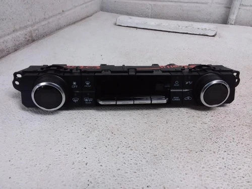 Toyota HIGHLANDER Front Automatic Temperature Controller (2022) – Genuine OEM
