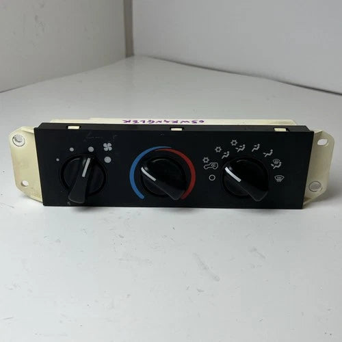 Jeep Wrangler Temperature A/C Heat Climate Control (2003) – Genuine OEM