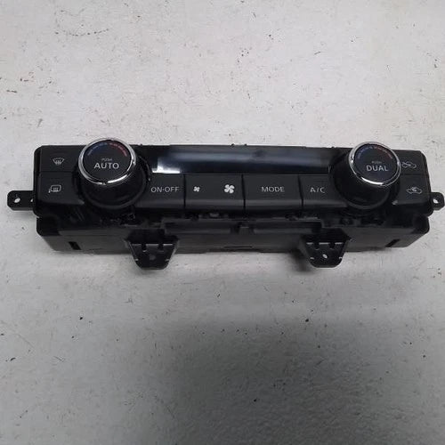 Nissan FRONTIER Dual Zone Automatic Temperature Controller (2022) – Genuine OEM
