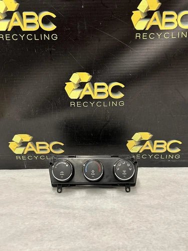 Chrysler Sebring Front Dash Main Climate Control (2007–2009) – Genuine OEM