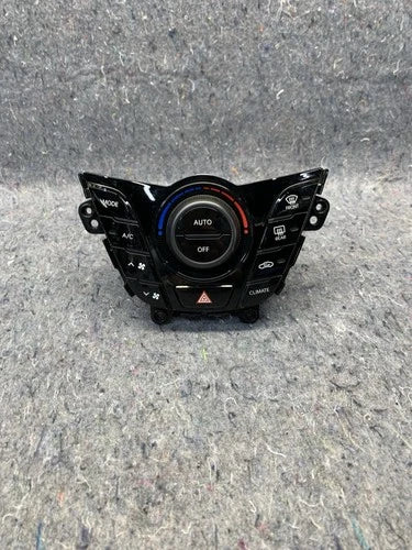 Hyundai Veloster HVAC Climate Control Temperature (2016–2017) – Genuine OEM