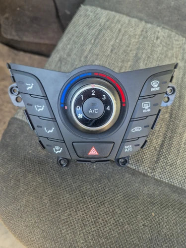 Hyundai Veloster HVAC Climate Control (Dull Finish). (2012–2017) – HVAC Replacement Part