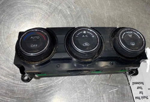 Subaru Forester Auto Climate HVAC Climate Control (2014–2015) – Genuine OEM | Ref SKU-10710
