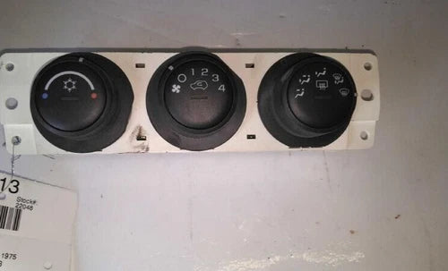 Hummer H3 HVAC Climate Control (2006–2010) – Genuine OEM | Ref SKU-6075