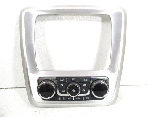 GMC Acadia Front Auto Climate Control w/ Bezel (2013) – Genuine OEM