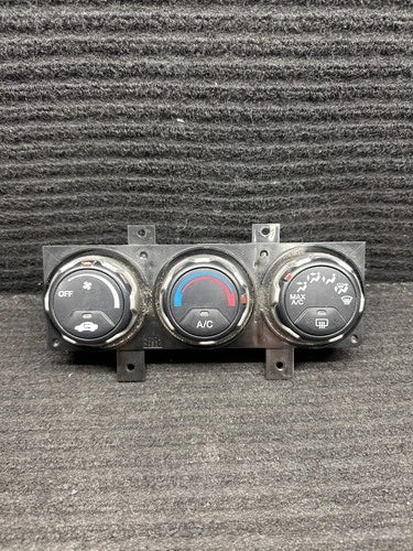 Honda Element Heater A/C Climate Control Unit (2003–2008) – Genuine OEM