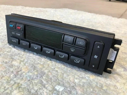 Ford F250 F350 Super Duty Automatic HVAC Climate Control (2005–2007) – Genuine OEM