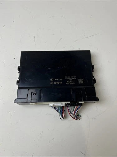 Subaru Solterra A/C Temperature Amplifier Control Module 886B0-42020 (2023) – Genuine OEM