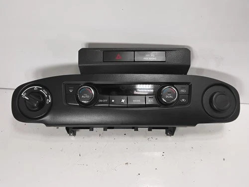 Nissan Frontier Dual Zone Heat A/C Climate Control (2022–2024) – Genuine OEM