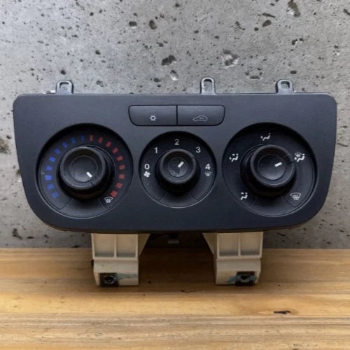 RAM Promaster City HVAC Climate Control Temperature Control (2015–2018) – Genuine OEM