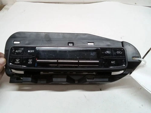 Toyota Corolla Sedan Heater Climate Control Unit (2017–2019) – Genuine OEM | Ref SKU-12759